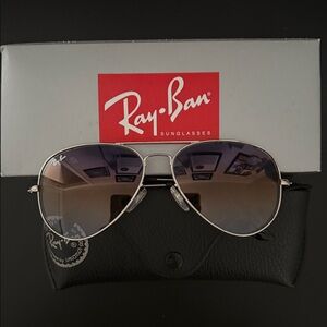Ray-Ban Silver Aviator Sunglasses with Black Case